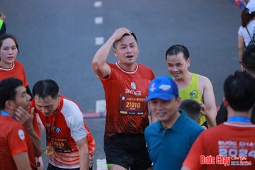 BƯỚC CHẠY CHÀO XUÂN THÀNH PHỐ QUẢNG NGÃI 2024 - Ảnh #1250903