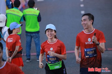 BƯỚC CHẠY CHÀO XUÂN THÀNH PHỐ QUẢNG NGÃI 2024 - Ảnh #1250808