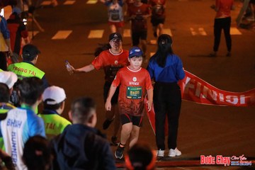BƯỚC CHẠY CHÀO XUÂN THÀNH PHỐ QUẢNG NGÃI 2024 - Ảnh #1246428