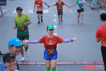 BƯỚC CHẠY CHÀO XUÂN THÀNH PHỐ QUẢNG NGÃI 2024 - Ảnh #1252353