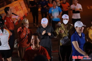 BƯỚC CHẠY CHÀO XUÂN THÀNH PHỐ QUẢNG NGÃI 2024 - Ảnh #1240175