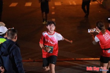 BƯỚC CHẠY CHÀO XUÂN THÀNH PHỐ QUẢNG NGÃI 2024 - Ảnh #1245693