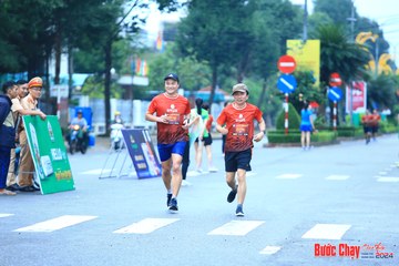BƯỚC CHẠY CHÀO XUÂN THÀNH PHỐ QUẢNG NGÃI 2024 - Ảnh #1230705