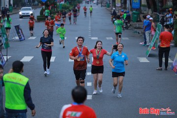 BƯỚC CHẠY CHÀO XUÂN THÀNH PHỐ QUẢNG NGÃI 2024 - Ảnh #1251863