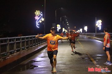 BƯỚC CHẠY CHÀO XUÂN THÀNH PHỐ QUẢNG NGÃI 2024 - Ảnh #1231397