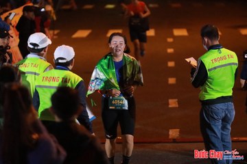 BƯỚC CHẠY CHÀO XUÂN THÀNH PHỐ QUẢNG NGÃI 2024 - Ảnh #1243670