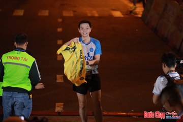 BƯỚC CHẠY CHÀO XUÂN THÀNH PHỐ QUẢNG NGÃI 2024 - Ảnh #1240877