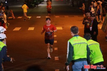BƯỚC CHẠY CHÀO XUÂN THÀNH PHỐ QUẢNG NGÃI 2024 - Ảnh #1242268