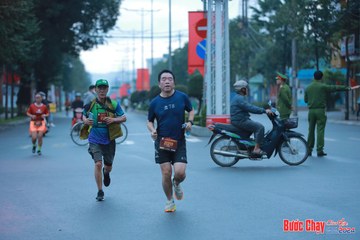 BƯỚC CHẠY CHÀO XUÂN THÀNH PHỐ QUẢNG NGÃI 2024 - Ảnh #1236914
