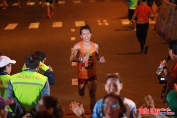 BƯỚC CHẠY CHÀO XUÂN THÀNH PHỐ QUẢNG NGÃI 2024 - Ảnh #1248594