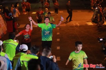 BƯỚC CHẠY CHÀO XUÂN THÀNH PHỐ QUẢNG NGÃI 2024 - Ảnh #1247381