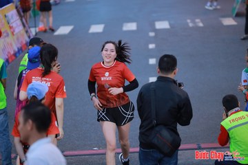 BƯỚC CHẠY CHÀO XUÂN THÀNH PHỐ QUẢNG NGÃI 2024 - Ảnh #1250868