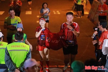 BƯỚC CHẠY CHÀO XUÂN THÀNH PHỐ QUẢNG NGÃI 2024 - Ảnh #1248405