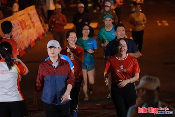 BƯỚC CHẠY CHÀO XUÂN THÀNH PHỐ QUẢNG NGÃI 2024 - Ảnh #1240151