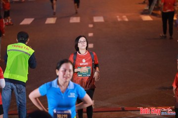 BƯỚC CHẠY CHÀO XUÂN THÀNH PHỐ QUẢNG NGÃI 2024 - Ảnh #1249501