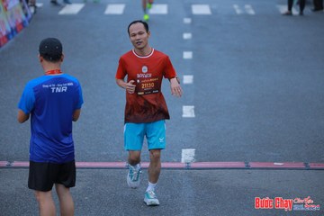 BƯỚC CHẠY CHÀO XUÂN THÀNH PHỐ QUẢNG NGÃI 2024 - Ảnh #1251973