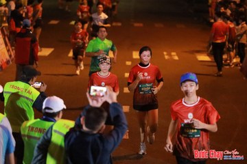 BƯỚC CHẠY CHÀO XUÂN THÀNH PHỐ QUẢNG NGÃI 2024 - Ảnh #1247435