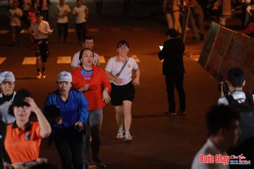 BƯỚC CHẠY CHÀO XUÂN THÀNH PHỐ QUẢNG NGÃI 2024 - Ảnh #1240231