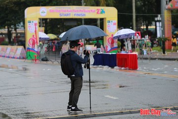 BƯỚC CHẠY CHÀO XUÂN THÀNH PHỐ QUẢNG NGÃI 2024 - Ảnh #1231606