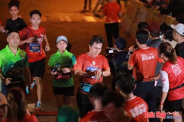 BƯỚC CHẠY CHÀO XUÂN THÀNH PHỐ QUẢNG NGÃI 2024 - Ảnh #1246346