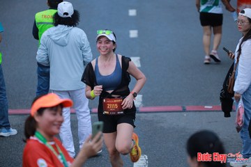 BƯỚC CHẠY CHÀO XUÂN THÀNH PHỐ QUẢNG NGÃI 2024 - Ảnh #1251657