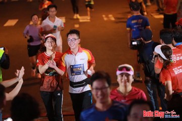 BƯỚC CHẠY CHÀO XUÂN THÀNH PHỐ QUẢNG NGÃI 2024 - Ảnh #1248975