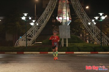 BƯỚC CHẠY CHÀO XUÂN THÀNH PHỐ QUẢNG NGÃI 2024 - Ảnh #1228975