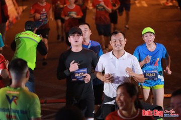 BƯỚC CHẠY CHÀO XUÂN THÀNH PHỐ QUẢNG NGÃI 2024 - Ảnh #1248918