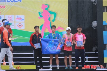 BƯỚC CHẠY CHÀO XUÂN THÀNH PHỐ QUẢNG NGÃI 2024 - Ảnh #1231825