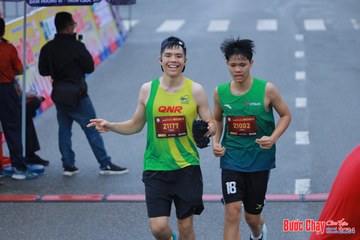 BƯỚC CHẠY CHÀO XUÂN THÀNH PHỐ QUẢNG NGÃI 2024 - Ảnh #1252299