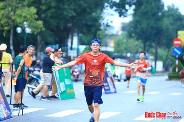 BƯỚC CHẠY CHÀO XUÂN THÀNH PHỐ QUẢNG NGÃI 2024 - Ảnh #1231285