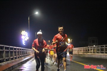 BƯỚC CHẠY CHÀO XUÂN THÀNH PHỐ QUẢNG NGÃI 2024 - Ảnh #1220147