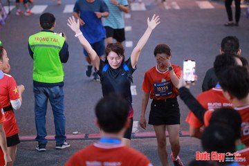 BƯỚC CHẠY CHÀO XUÂN THÀNH PHỐ QUẢNG NGÃI 2024 - Ảnh #1250334