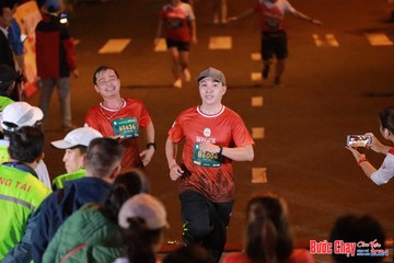 BƯỚC CHẠY CHÀO XUÂN THÀNH PHỐ QUẢNG NGÃI 2024 - Ảnh #1246158