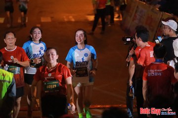 BƯỚC CHẠY CHÀO XUÂN THÀNH PHỐ QUẢNG NGÃI 2024 - Ảnh #1248225