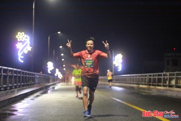 BƯỚC CHẠY CHÀO XUÂN THÀNH PHỐ QUẢNG NGÃI 2024 - Ảnh #1220246