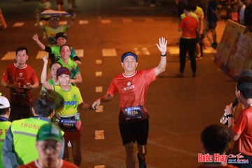 BƯỚC CHẠY CHÀO XUÂN THÀNH PHỐ QUẢNG NGÃI 2024 - Ảnh #1248627