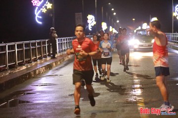 BƯỚC CHẠY CHÀO XUÂN THÀNH PHỐ QUẢNG NGÃI 2024 - Ảnh #1232136