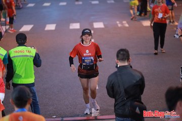 BƯỚC CHẠY CHÀO XUÂN THÀNH PHỐ QUẢNG NGÃI 2024 - Ảnh #1250173