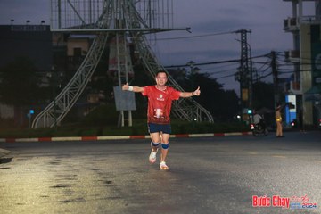 BƯỚC CHẠY CHÀO XUÂN THÀNH PHỐ QUẢNG NGÃI 2024 - Ảnh #1230138
