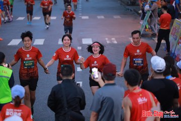 BƯỚC CHẠY CHÀO XUÂN THÀNH PHỐ QUẢNG NGÃI 2024 - Ảnh #1250495