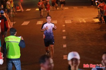BƯỚC CHẠY CHÀO XUÂN THÀNH PHỐ QUẢNG NGÃI 2024 - Ảnh #1248904