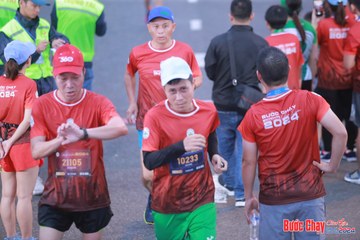 BƯỚC CHẠY CHÀO XUÂN THÀNH PHỐ QUẢNG NGÃI 2024 - Ảnh #1220519