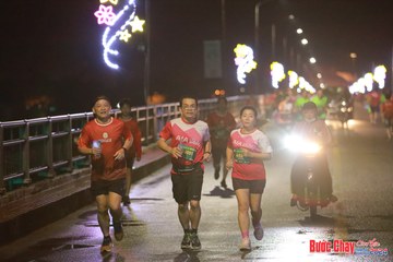 BƯỚC CHẠY CHÀO XUÂN THÀNH PHỐ QUẢNG NGÃI 2024 - Ảnh #1232726