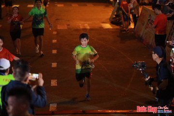 BƯỚC CHẠY CHÀO XUÂN THÀNH PHỐ QUẢNG NGÃI 2024 - Ảnh #1247379