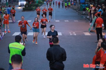 BƯỚC CHẠY CHÀO XUÂN THÀNH PHỐ QUẢNG NGÃI 2024 - Ảnh #1250618