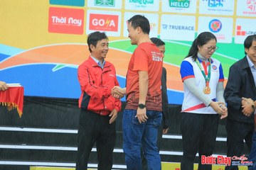 BƯỚC CHẠY CHÀO XUÂN THÀNH PHỐ QUẢNG NGÃI 2024 - Ảnh #1233503