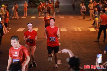 BƯỚC CHẠY CHÀO XUÂN THÀNH PHỐ QUẢNG NGÃI 2024 - Ảnh #1249173