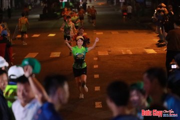 BƯỚC CHẠY CHÀO XUÂN THÀNH PHỐ QUẢNG NGÃI 2024 - Ảnh #1244118