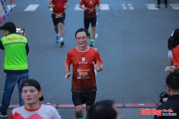 BƯỚC CHẠY CHÀO XUÂN THÀNH PHỐ QUẢNG NGÃI 2024 - Ảnh #1251510
